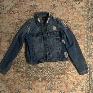 🌸Almost Famous Denim jacket🌸